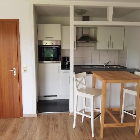 Moderne Wohnung Im Grunen Mit Schoner Terasse Tettnang Buitenkant foto